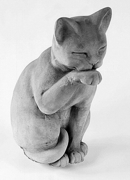 Animals cats and kittens Contented Cat Statue outdoor use decor